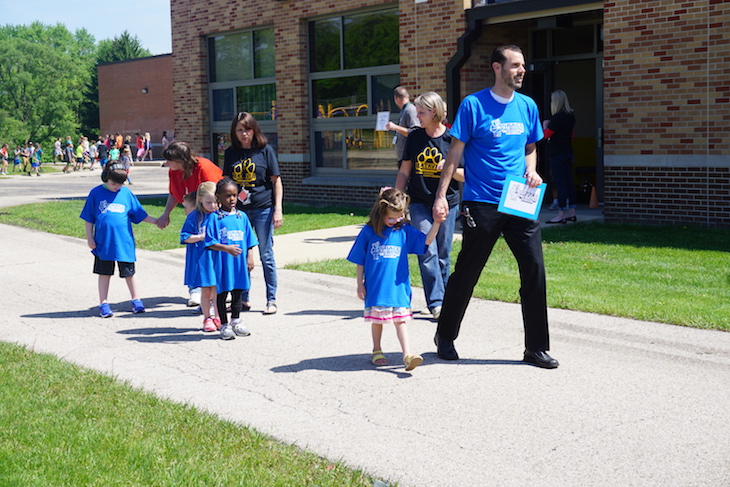 <p>Grace McWayne Principal Jeff Modaff with incoming GMS students from the Early Childhood Center.</p>
